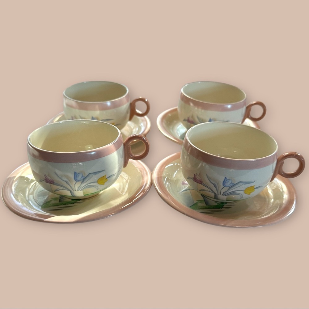 Vintage Homer Laughlin Eggshell Tea Cups & Saucers